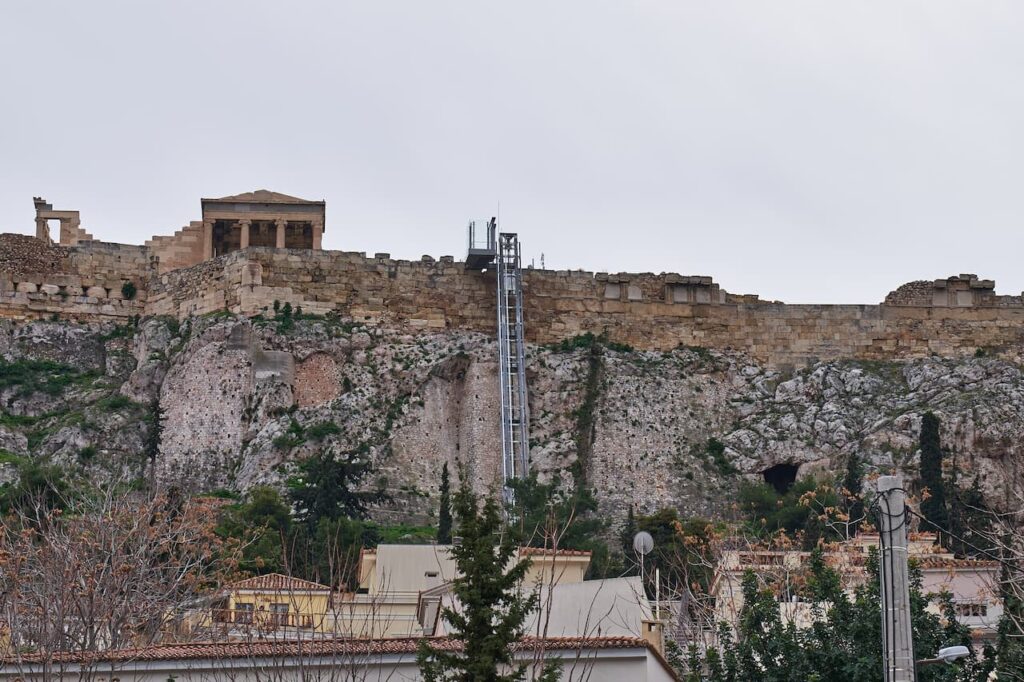 akropolis Athen Behindertengerechtigkeit